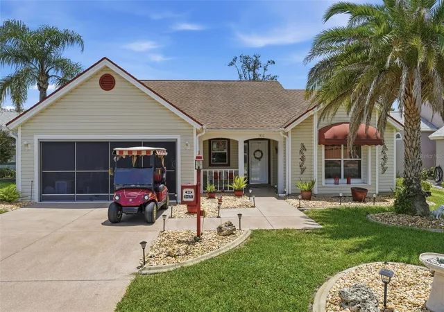 1st image of 511 San Lorenzo Ct, Lady Lake, FL 32159 | MLS# G5114835
