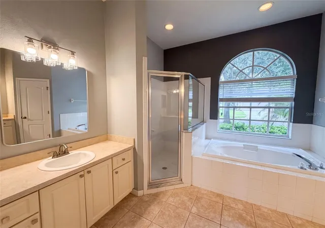 5th image of 222 Taylor Bay Ln, Brandon, FL 33510 | MLS# O6423610