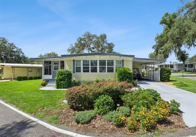 Photo 1 of Manufactured home for sale at 111 Ixora Way, Leesburg, FL 34748 | MLS# G5114837 | Listing updated on 2026-08-30