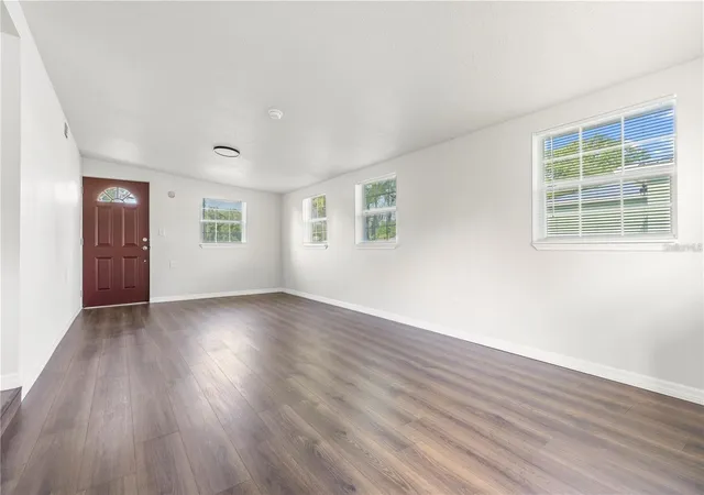 4th image of 3013 Laurel Ave, Lake Wales, FL 33898 | MLS# P4939260