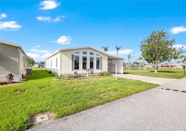 3rd image of 707 Polo Park East Blvd, Davenport, FL 33897 | MLS# L4963375