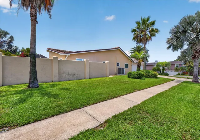 4th image of 4831 Blue Jay Cir, Palm Harbor, FL 34683 | MLS# TB8527379