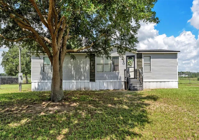 Homes for sale in Auburndale, FL | 1329 Ashlee Ct, Auburndale, FL 33823 | MLS# R4911615