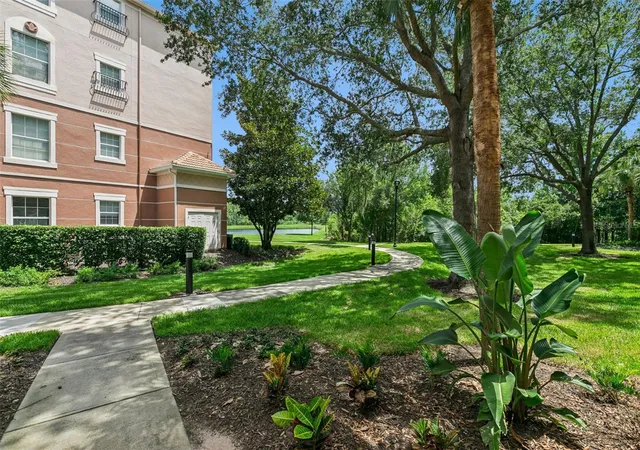 5th image of 1351 Venezia Ct, Davenport, FL 33896