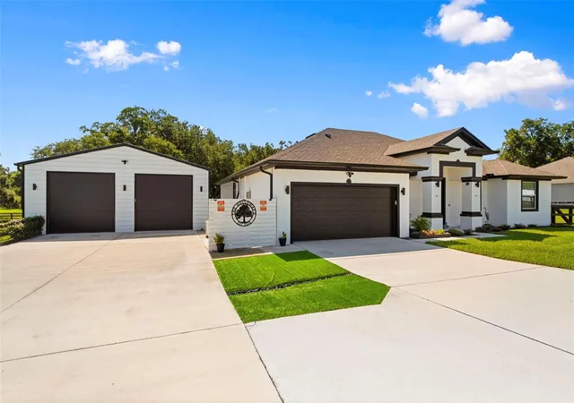 Photo 2 of Single family home for sale at 437 Gandy Cemetery Rd, Bartow, FL 33830 | MLS# TB8527383 | Listing updated on 2026-09-14