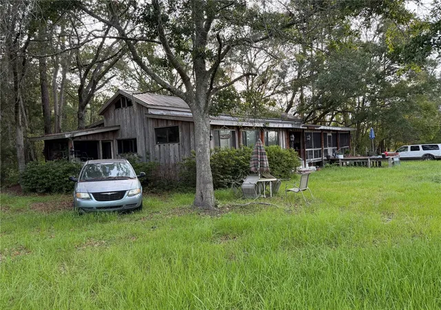 4th image of 17620 Ne 77th Ln, Hawthorne, FL 32640 | MLS# GC541811