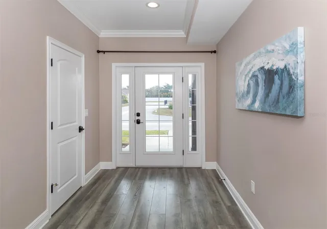 Photo 4 of House for sale at 21004 Isola Bella Cir, Venice, FL 34292 | MLS# C7528201 | Listing updated on 2026-09-14