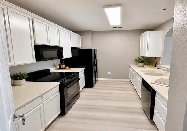 5th image of 3332 Robert Trent Jones Dr #20603, Orlando, FL 32835 | MLS# O6423638