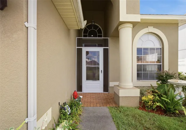Photo 4 of Single family home for sale at 12452 Cricklewood Dr, Spring Hill, FL 34610 | MLS# TB8527412 | Listing updated on 2026-10-08