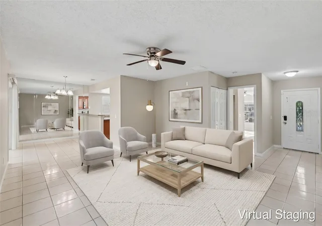 Photo 3 of Single family home for sale at 301 Regal Park Dr, Valrico, FL 33594 | MLS# O6423645 | Listing updated on 2026-09-29