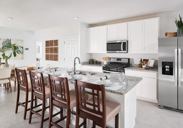 4th image of 340 Lazy Shore Dr, Nokomis, FL 34275 | MLS# TB8527437