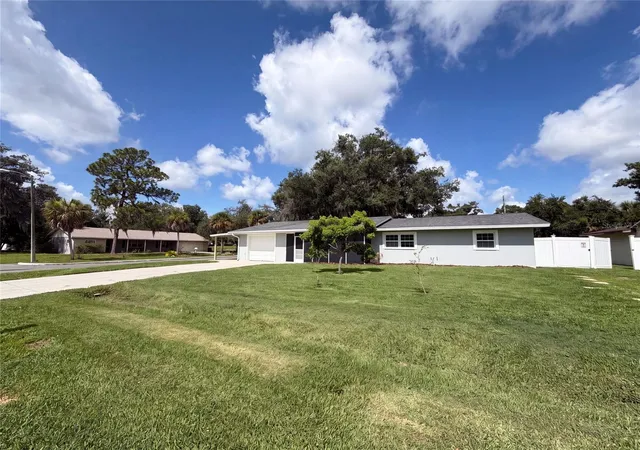 Homes for sale in Lakeland, FL | 1823 Lori Ln W, Lakeland, FL 33801 | MLS# O6423651