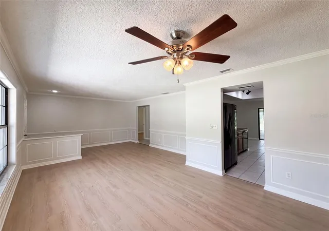 Photo 3 of Single family home for sale at 15226 Sw 39th Circle, Ocala, FL 34473 | MLS# O6423653 | Listing updated on 2026-10-09
