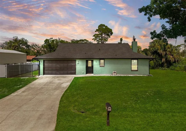 Photo 1 of Single family home for sale at 2817 Yule Tree Dr, Edgewater, FL 32141 | MLS# V4950119 | Listing updated on 2026-08-27