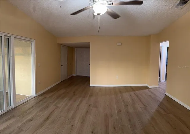 Photo 3 of Sale Pending at 1002 Oropesa Ave, Orlando, FL 32807 | MLS# O6423677 | Listing updated on 2026-09-13