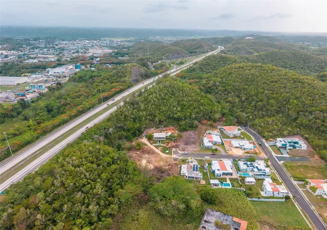 Photo 4 of Land for sale at Urb Reparto Rosello, Manati, PR 00674 | MLS# PR9122651 | Listing updated on 2026-08-05