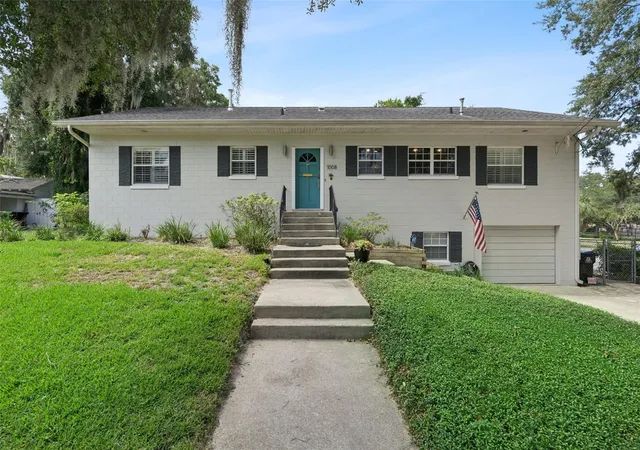 Photo 1 of Single family home for sale at 1008 E Ridgewood St, Orlando, FL 32803 | MLS# O6423686 | Listing updated on 2026-09-16