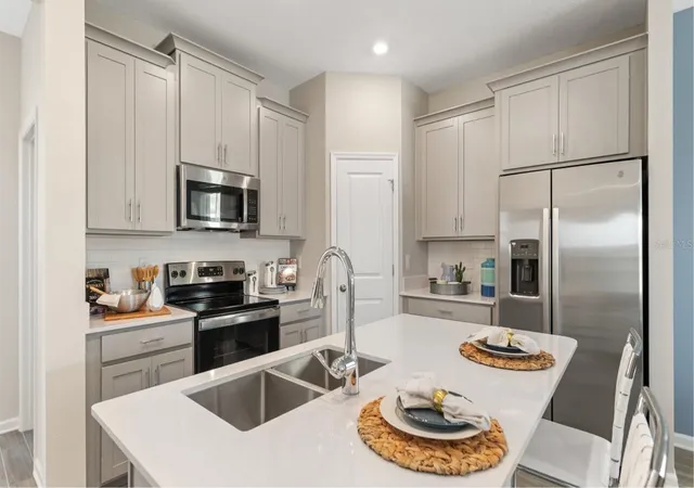 Photo 3 of Sale Pending at 5674 Kettlebell Aly, Clermont, FL 34714 | MLS# O6423690 | Listing updated on 2026-07-10