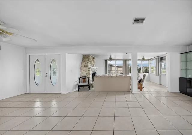 4th image of 321 Weber Ter, Port Charlotte, FL 33952 | MLS# C7528204
