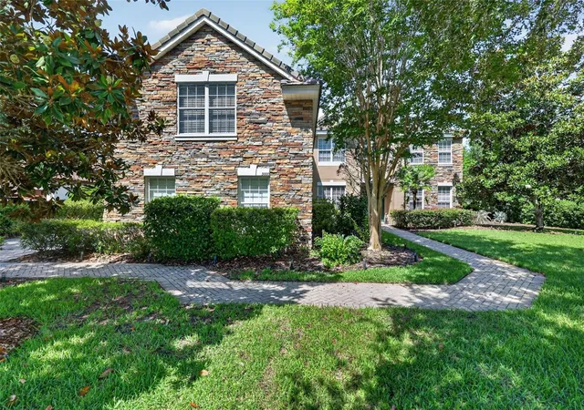 Photo 3 of Single family home for sale at 3000 Isola Bella Blvd, Mount Dora, FL 32757 | MLS# O6423699 | Listing updated on 2026-09-03