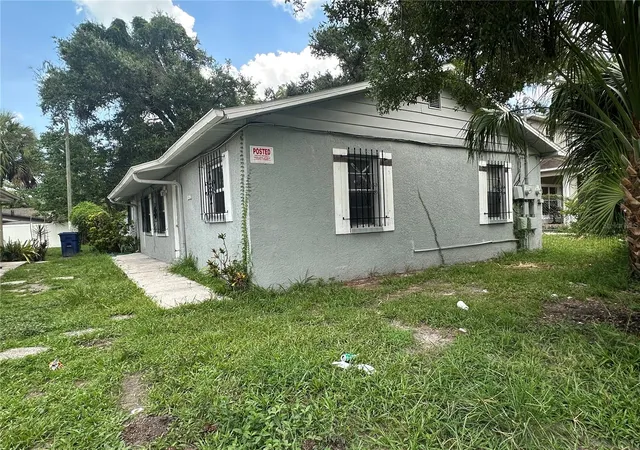 2nd image of 8215 N Klondyke St, Tampa, FL 33604 | MLS# TB8527509