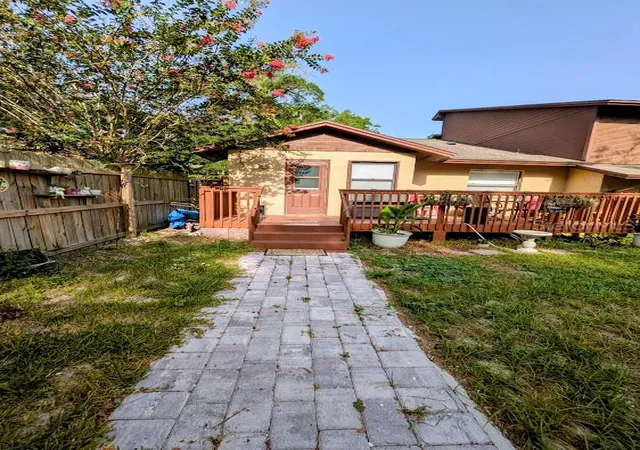 4th image of 1021 Love Ln #39, Apopka, FL 32703 | MLS# V4950122