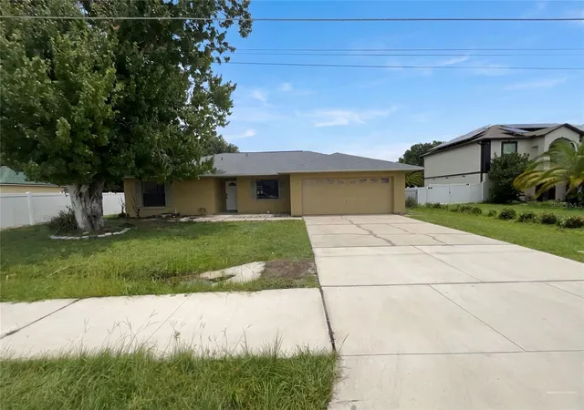 Homes for sale in Kissimmee, FL | 103 Dulverton Wy, Kissimmee, FL 34758 | MLS# O6423715