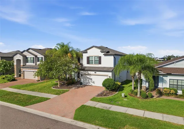 Homes for sale in Lutz, FL | 1806 Nature View Dr, Lutz, FL 33558 | MLS# L4963381