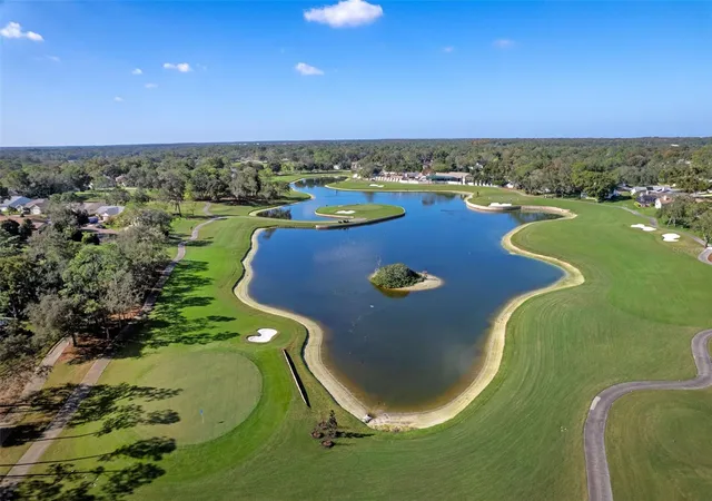 Photo 3 of Single family home for sale at 7196 Crown Oaks Dr, Spring Hill, FL 34606 | MLS# W7887491 | Listing updated on 2026-10-01