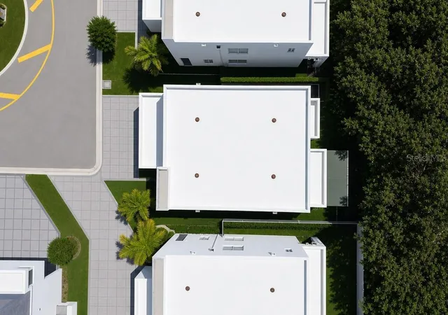 36th image of 10384 Nw 67th Ter, Doral, FL 33178 | MLS# O6423725