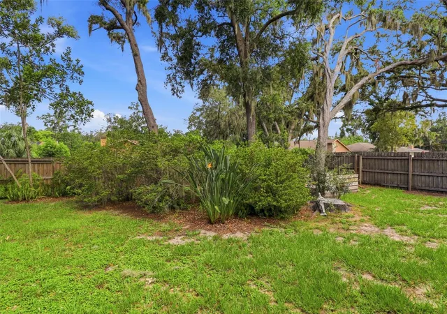 58th image of 302 Bloomingfield Dr, Brandon, FL 33511 | MLS# TB8527541