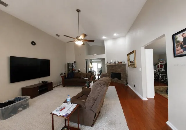 5th image of 17502 Woodthrush Pl, Tampa, FL 33647 | MLS# A4699525