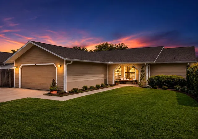 Homes for sale in Orlando, FL | 10135 Chesham Dr, Orlando, FL 32817 | MLS# O6423757