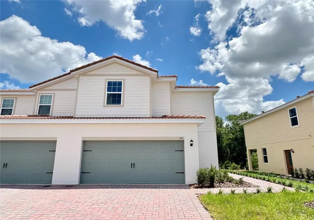 Photo 1 of Townhouse for sale at 571 Bay Leaf Dr, Kissimmee, FL 34759 | MLS# O6423758 | Listing updated on 2026-07-10