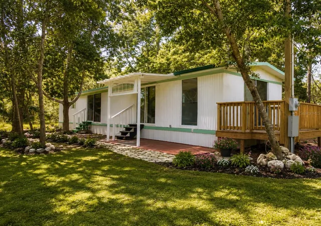 2nd image of 8010 W Morrow Ct, Crystal River, FL 34428 | MLS# TB8527564