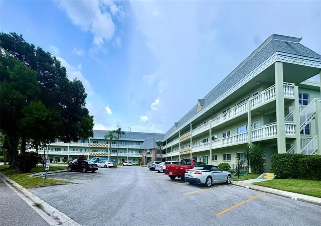 Homes for sale in Clearwater, FL | 2459 Columbia Dr #69, Clearwater, FL 33763 | MLS# TB8527565