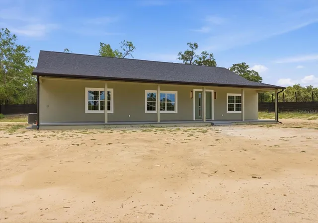 Homes for sale in Dunnellon, FL | 5970 W Inland, Dunnellon, FL 34433 | MLS# OM728172