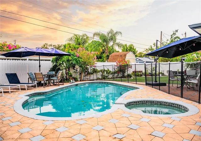 Homes for sale in Largo, FL | 898 Corvette Dr, Largo, FL 33771 | MLS# TB8527575