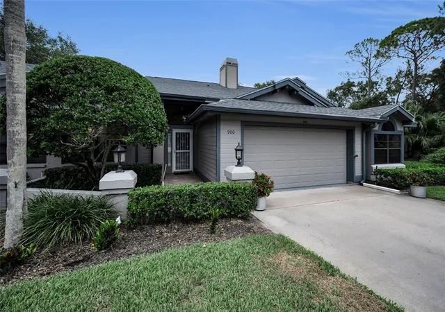 Photo 1 of Single family home for sale at 900 Lucas Ln, Oldsmar, FL 34677 | MLS# TB8527577 | Listing updated on 2026-08-23