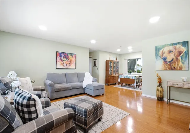 Photo 4 of Single family home for sale at 1520 Kenmore Ct, Palm Harbor, FL 34684 | MLS# TB8527579 | Listing updated on 2026-10-06