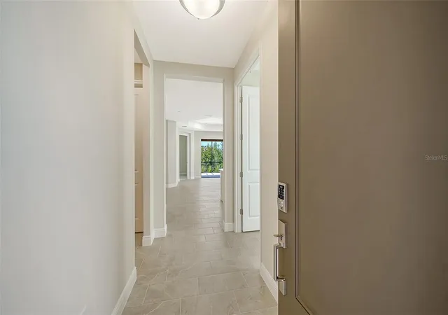 Photo 3 of House for sale at 264 Altamura Cir, Nokomis, FL 34275 | MLS# A4699535 | Listing updated on 2026-08-14