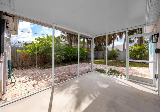 3rd image of 504 79Th Ave, St Pete Beach, FL 33706 | MLS# TB8527591