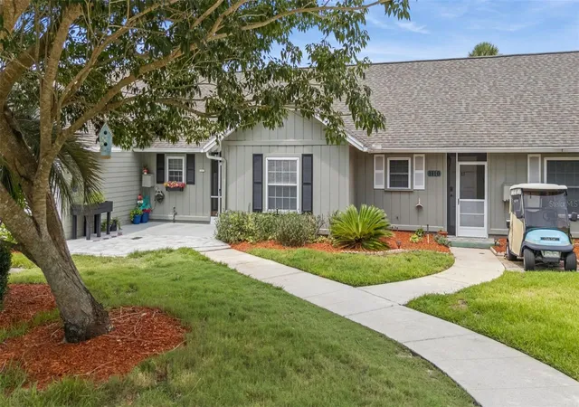 Photo 2 of Condo for sale at 1112 Villa Ln #84, Apopka, FL 32712 | MLS# G5114856 | Listing updated on 2026-09-01