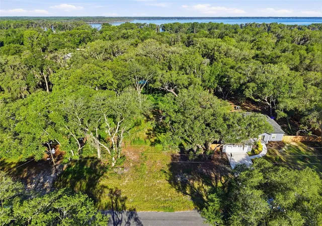 11th image of 00 Se 2nd Ave, Melrose, FL 32666 | MLS# GC541829