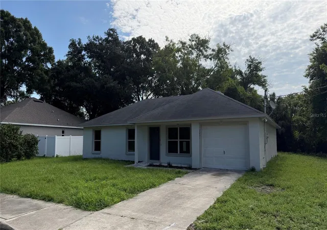 Homes for sale in Sanford, FL | 2231 Water St, Sanford, FL 32771 | MLS# S5153390
