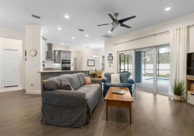 Photo 4 of Single family home for sale at 3 Leeds Pl, Palm Coast, FL 32137 | MLS# FC319847 | Listing updated on 2026-09-03