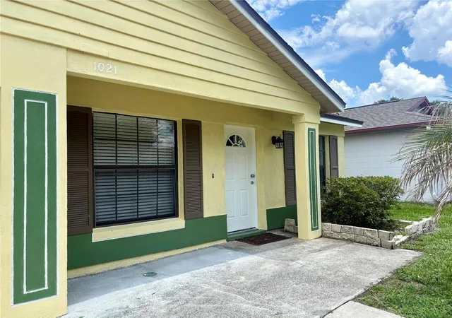 4th image of 1021 Alpug Ave, Oviedo, FL 32765 | MLS# O6423798