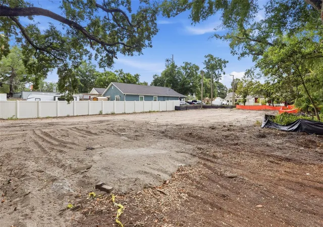 Photo 1 of Land for sale at 6201 E King St, Tampa, FL 33604 | MLS# TB8527624 | Listing updated on 2026-09-03