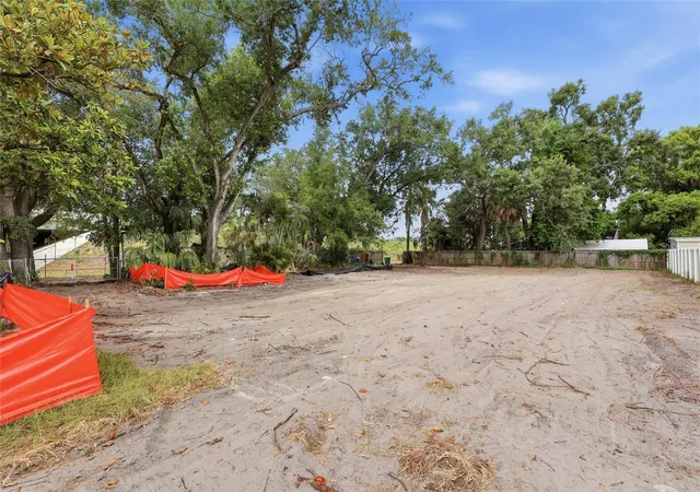 Photo 2 of Land for sale at 6201 E King St, Tampa, FL 33604 | MLS# TB8527624 | Listing updated on 2026-09-03