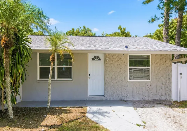 2nd image of 1119 17th Ave Sw, Largo, FL 33778 | MLS# TB8527625
